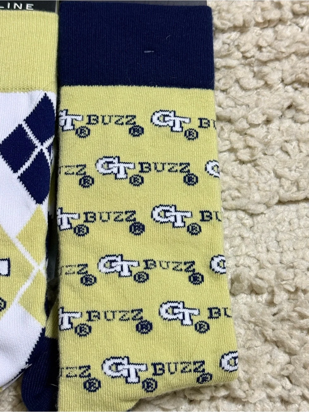 Strideline Georgia Tech University Business Knit Crew NCAA 3 Pack Socks Sz M/L
